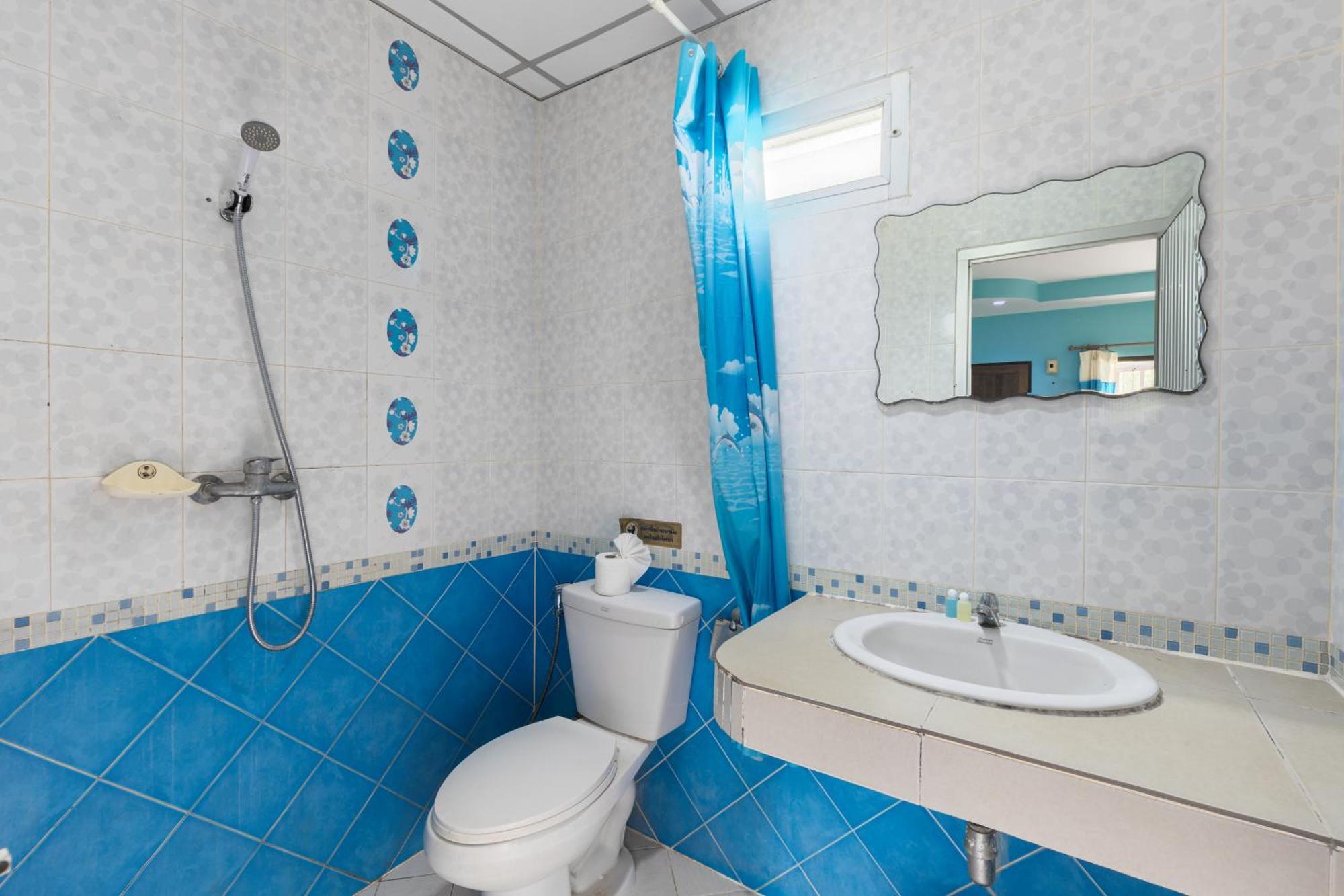 Отель Grand View Patong Экстерьер фото